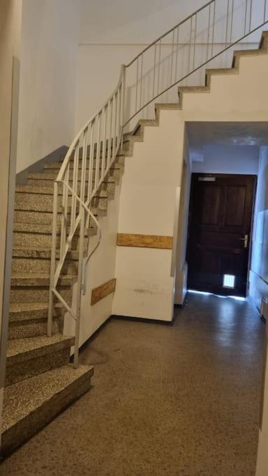 Mit 2 Betten Inklusive Gratis Parkplatz Apartment Graz